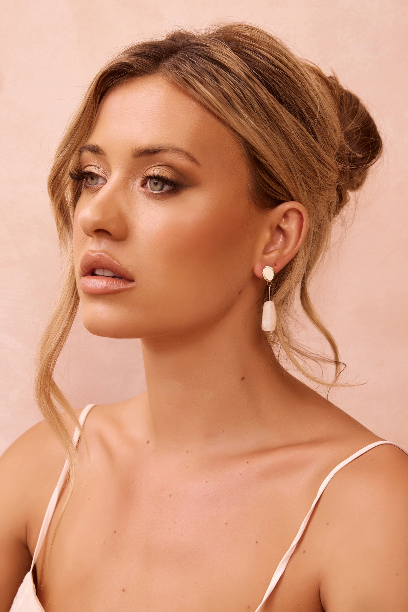 Opaline Drift Earrings - White
