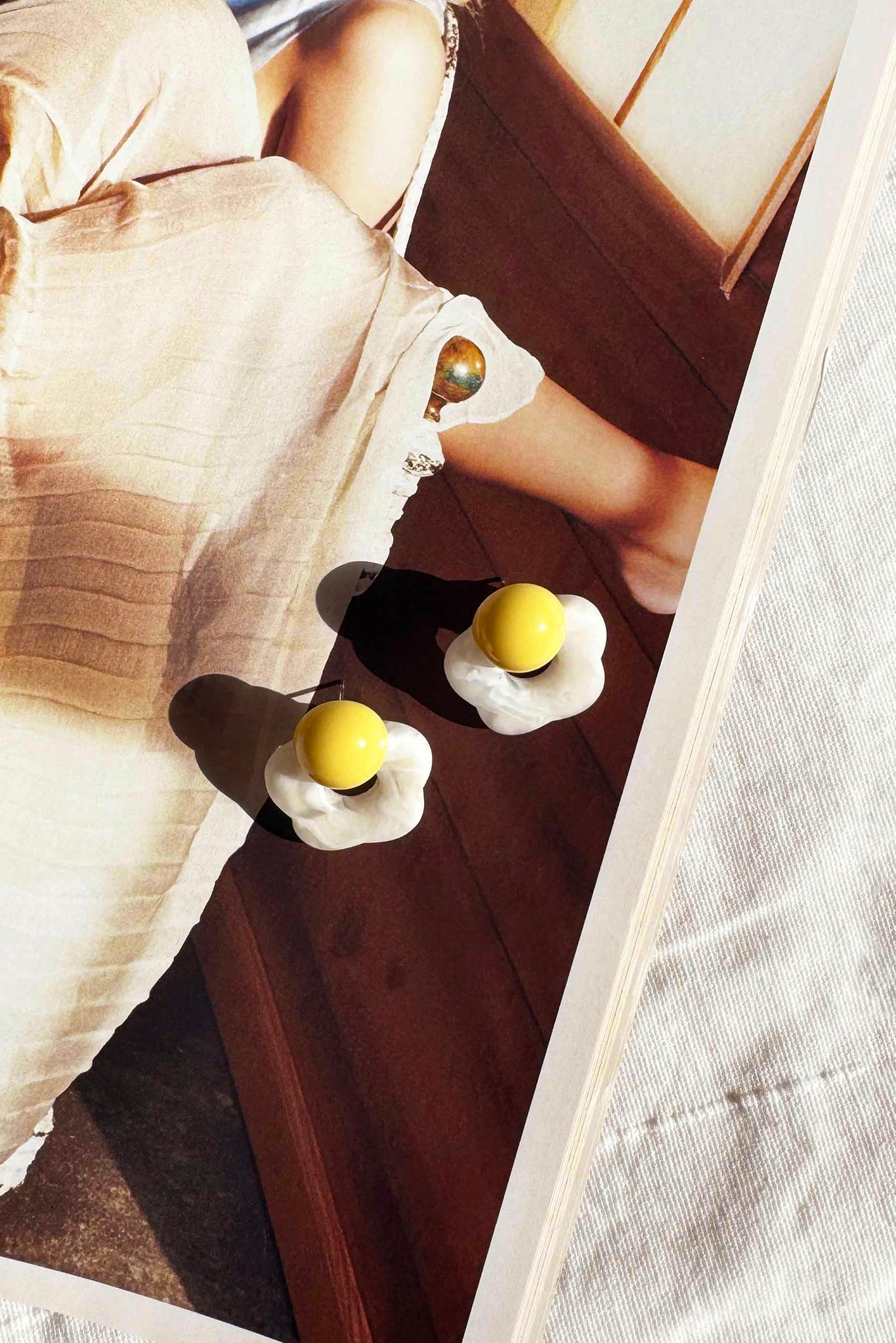 Sunny Side Bloom Earrings - Yellow