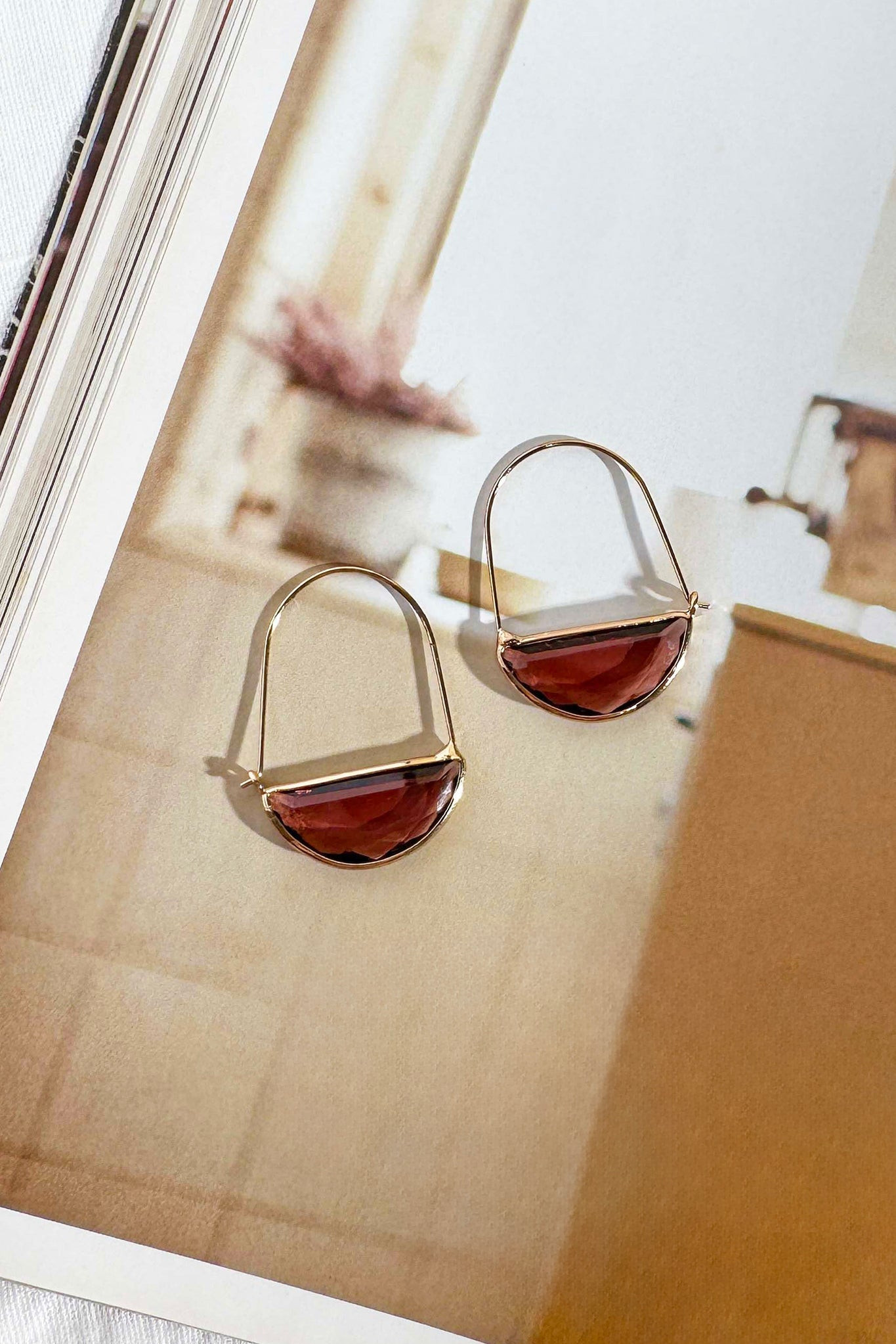 Amber Tide Earrings - Wine