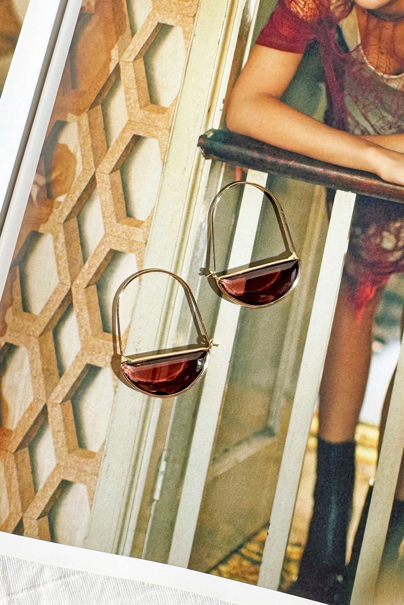 Amber Tide Earrings - Wine