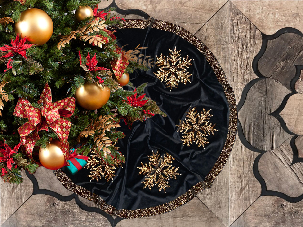 Black Velvet Christmas Tree Skirt Gold or Silver Rhinestones Snowflakes  and Stud Crystal Elegant Tree Skirts