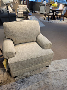 50% Off - 5000 Chair