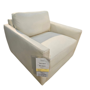 50% Off - Carmet Swivel Chair in Leather 50% Off - Carmet Swivel Chair in Leather