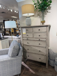 40% Off - 7 Drawer Chest with Jewelry Tray 40% Off - 7 Drawer Chest with Jewelry Tray