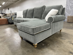 20% Off - 7000 Chaise Sectional