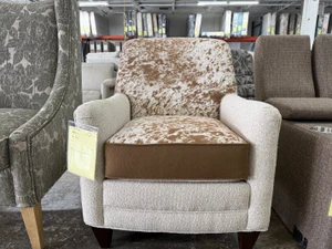40% Off - Tate Chair