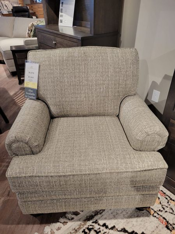60% Off - Smith 5000 Chair