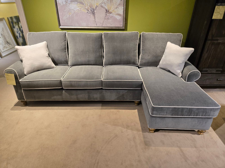 30% Off - 7000 Chaise Sectional