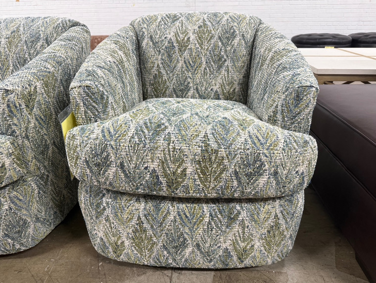 30% Off - 986 Swivel Chair