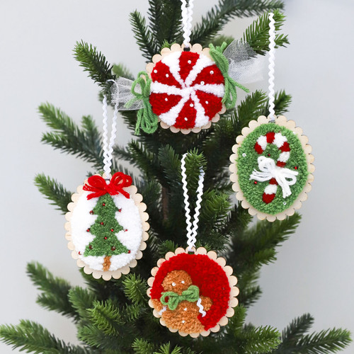 KIT PUNCH NEEDLE ORNAMENTS COZY CHRISTMAS
