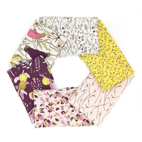 FAT QTR COCKATOOS PEACHES ECRU (6) PK OF 5 EA