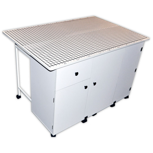 QUILTER'S DESIGN TABLE