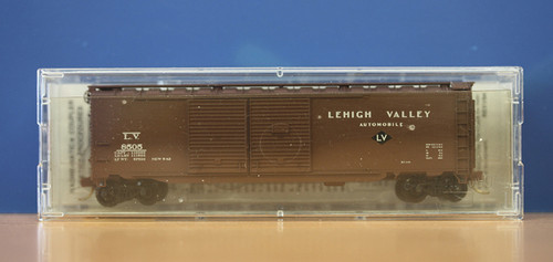 MicroTrains - 07800040 - Automobile Box Car