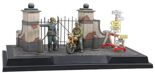TAM - 87940 - German Field Military Police (Normandy 1944) Scene Set #2