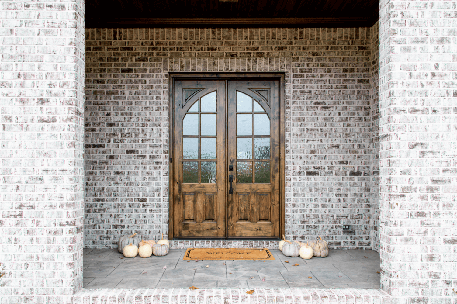 How to Finish Mahogany and Knotty Alder Doors | Grand Entry Doors