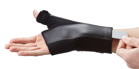 An Image of the Actesso Neoprene Wrist and Thumb Support