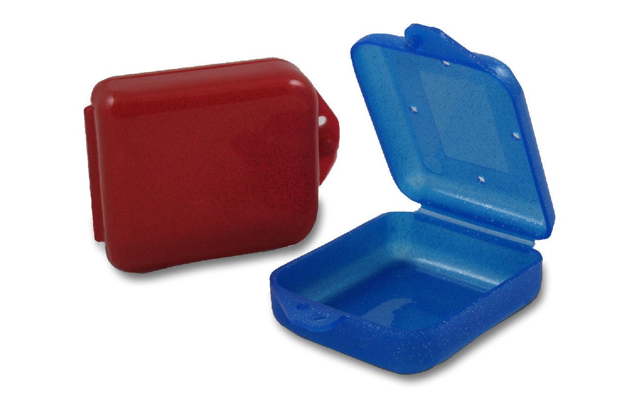 Pack of 2 Retainer Cases Retainer Containers with Vent Holes Orthodontic  Dental Retainer Boxes for Denture Invisalign Braces Mouth Guard (Red, Blue)