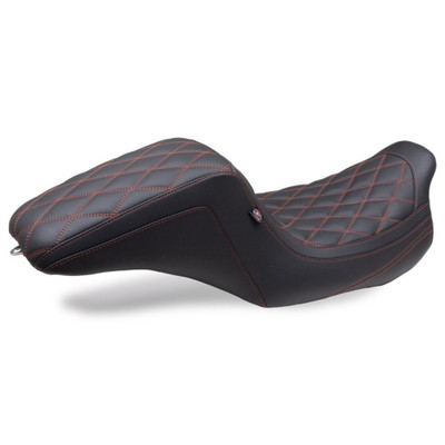 Mustang 08-24 HD FL Touring Double Diamond Squareback 1PC Seat - Black w/ Red Stitching Mustang 08-24 HD FL Touring Double Diamond Squareback 1PC Seat - Black w/ Red Stitching