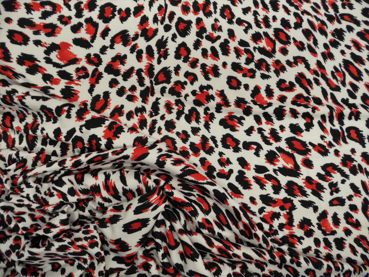 Printed DTY Spandex Stretch Apparel Fabric Red Black White Cheetah A408