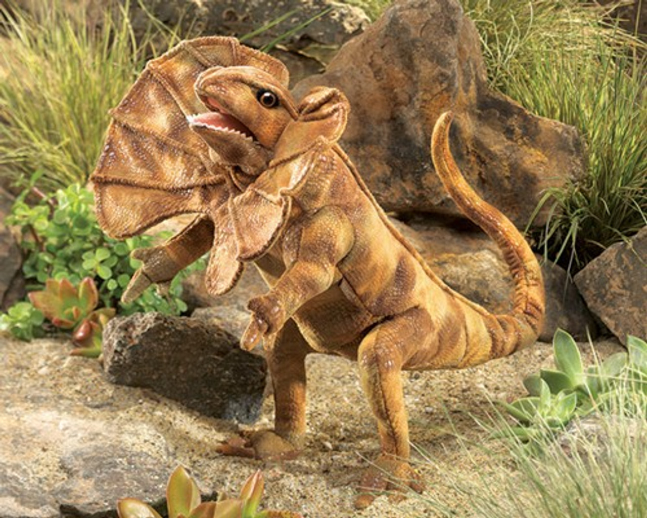 Frilled Lizard Puppet