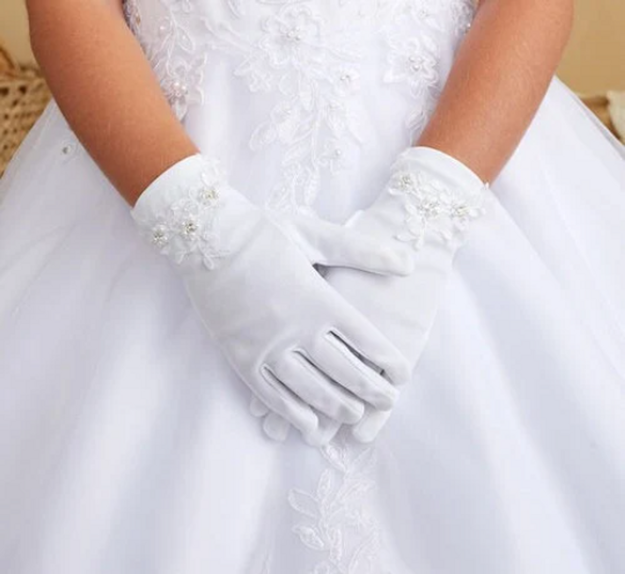 Girl's Beaded Applique White Gloves