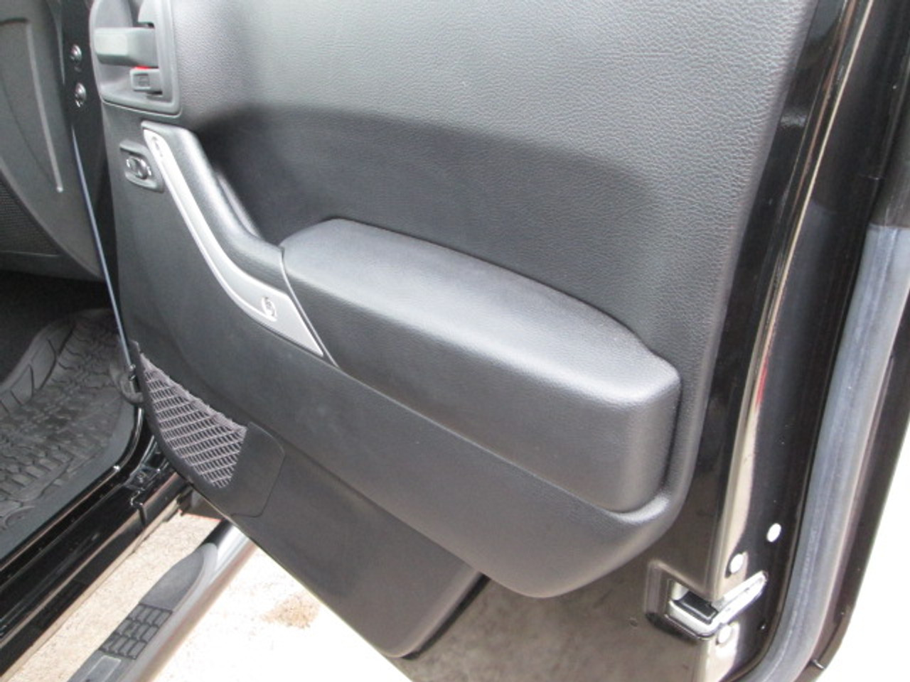 SOLD Black Mountain Conversions Jeep Wrangler Unlimited Stock# 297149