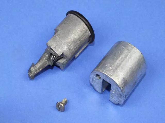 94-'04 YJ/TJ Console Lid Latch Cylinder – CBJeep