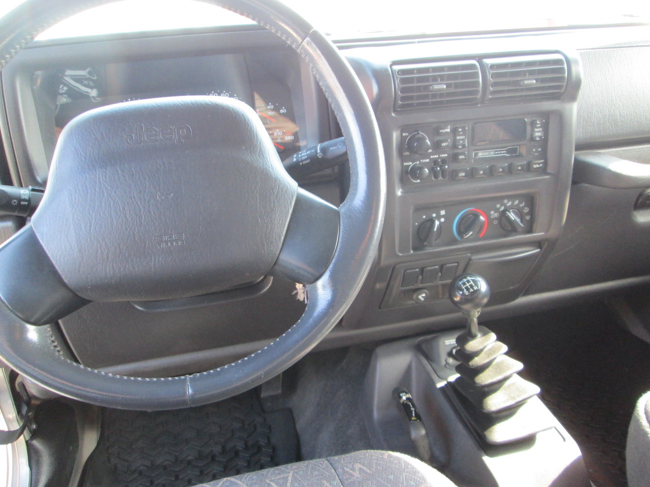 Sold 2001 Jeep Wrangler Sport STOCK# 333421