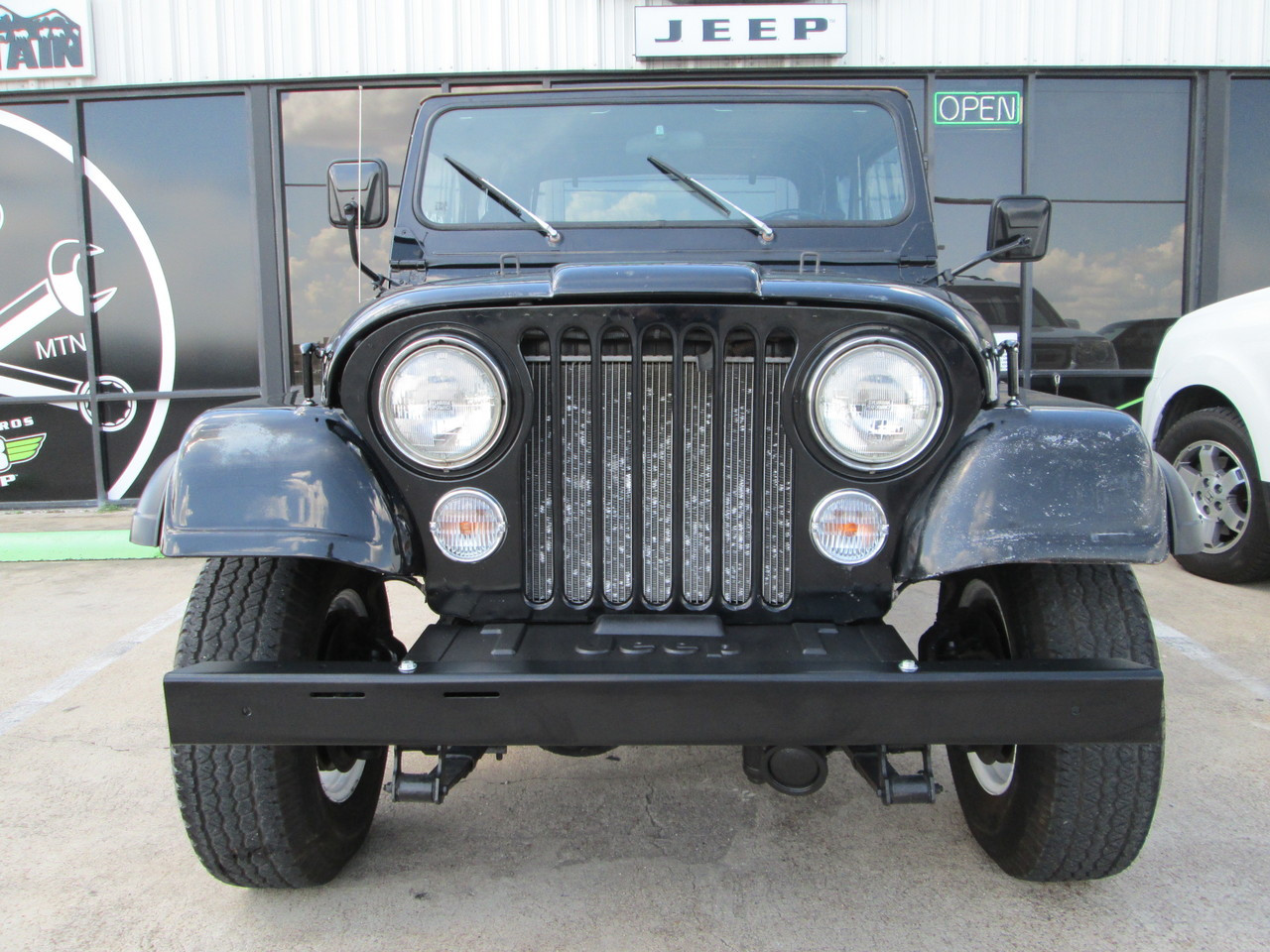 SOLD 1985 Jeep CJ-7 Stock# 005402 