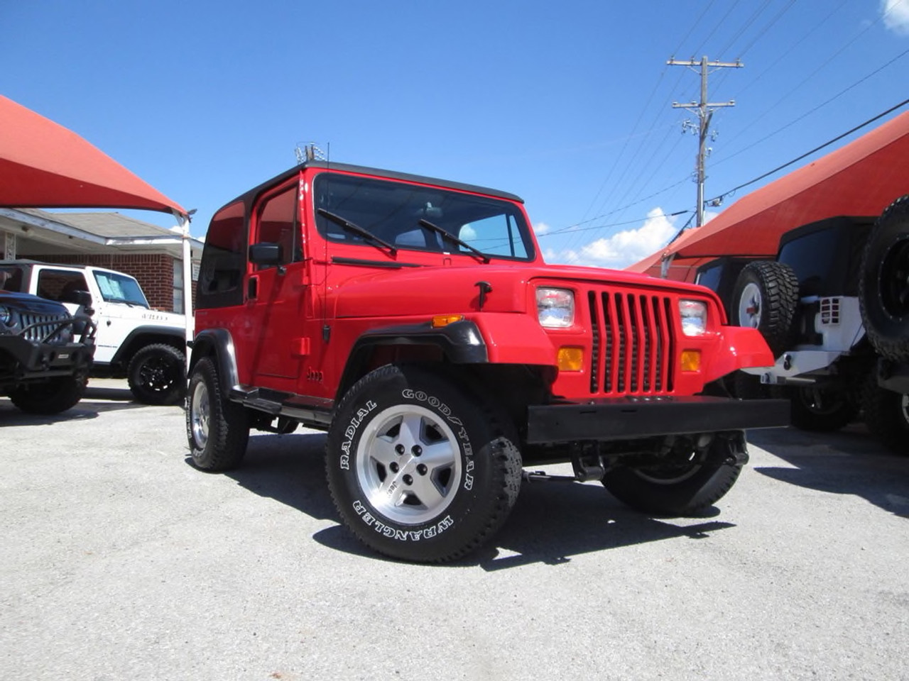 Goodyear Wrangler Radial Tire 235/75R15