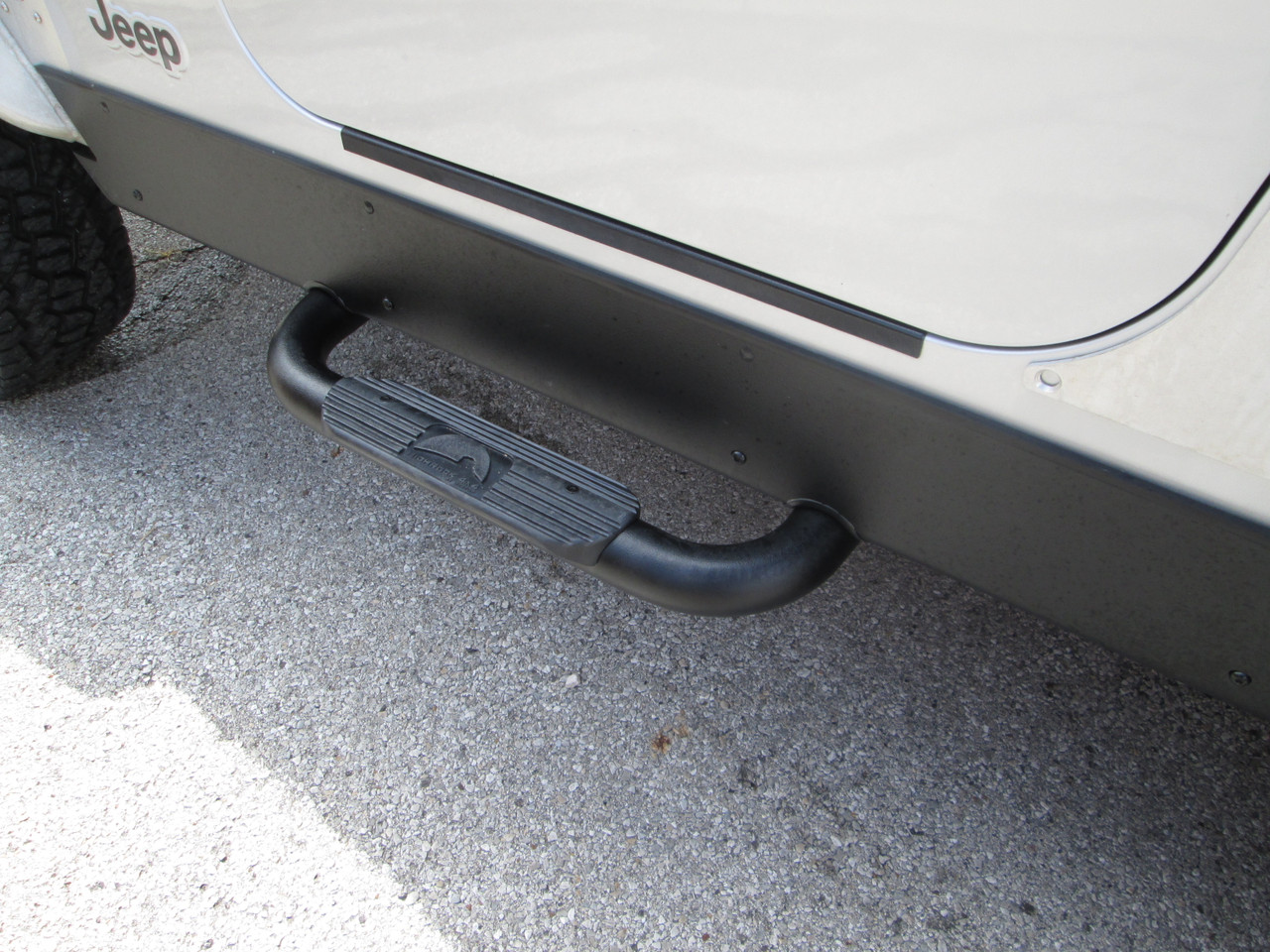 SOLD 2005 Jeep Wrangler LJ custom Stock# 324606