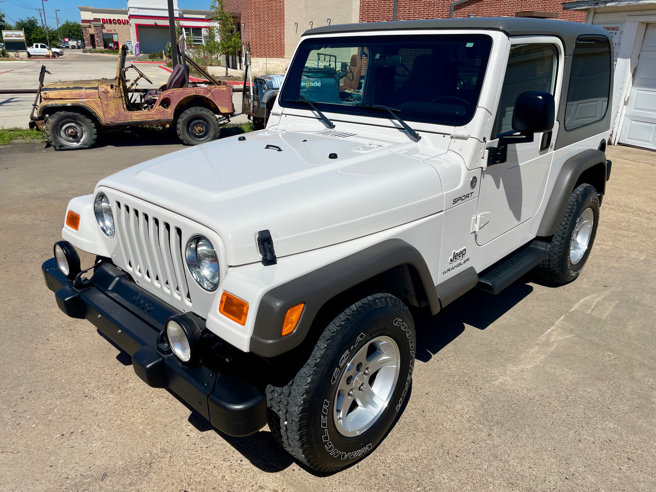 SOLD 2005 Jeep Wrangler TJ Sport #330717