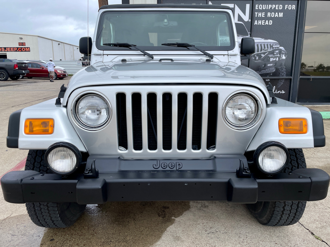 SOLD  2004 Jeep Wrangler Unlimited (LJ) Sport #768654