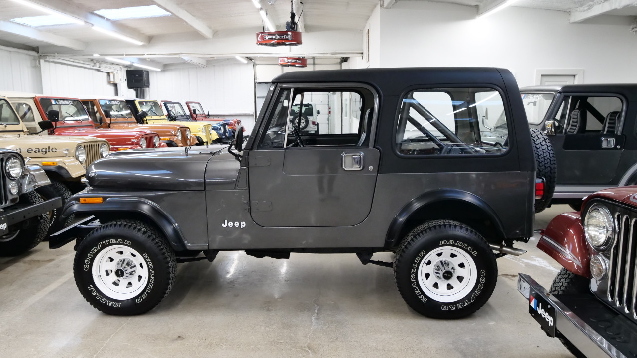 SOLD ! 1986 Jeep CJ-7 Stock# 088641