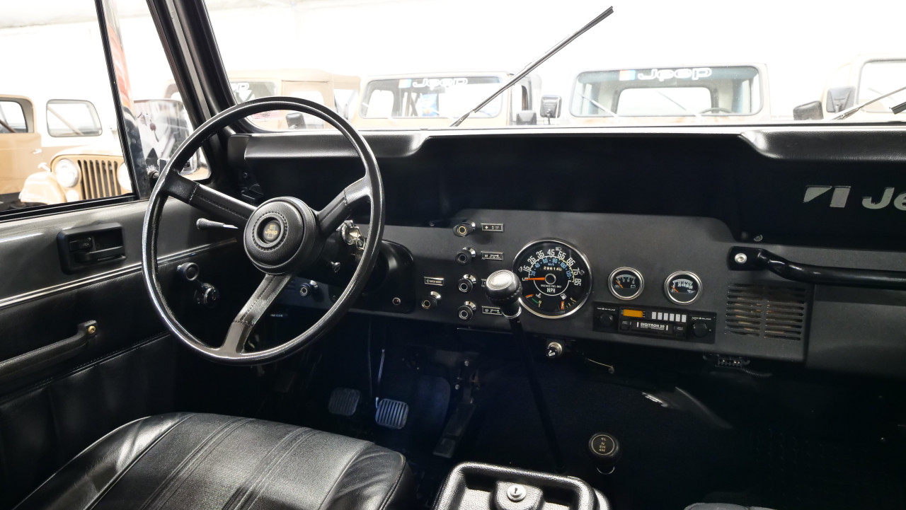 SOLD ! 1986 Jeep CJ-7 Stock# 088641