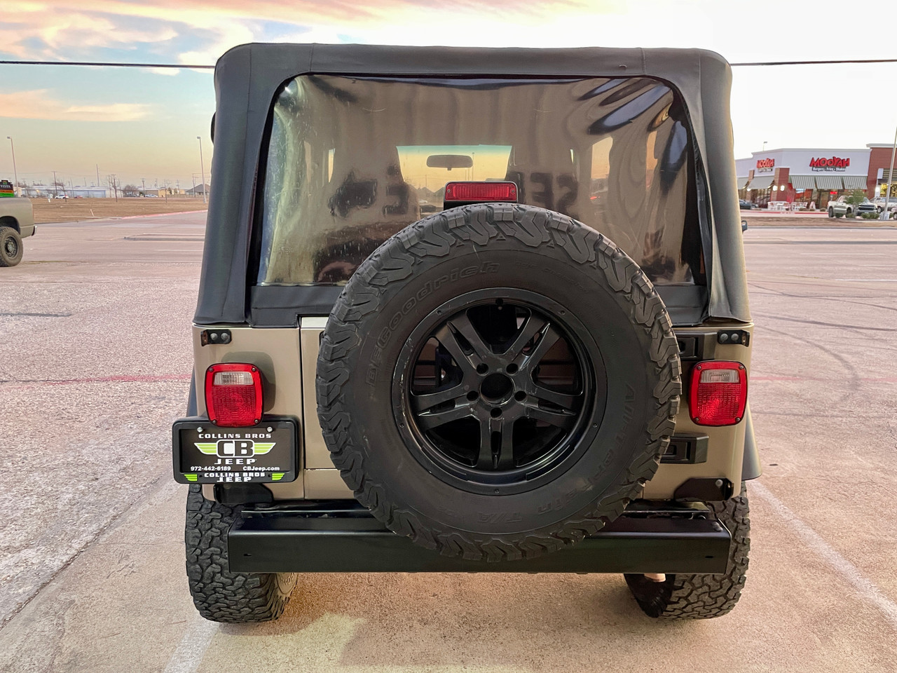 SOLD !!  2006 Jeep TJ Wrangler X #703102