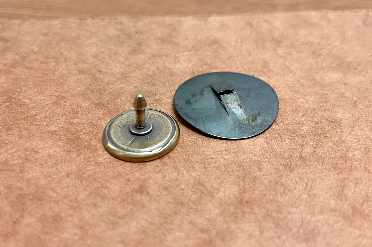 Plain LEVIS non-scripted button for 1979 Jeep CJ + Backing