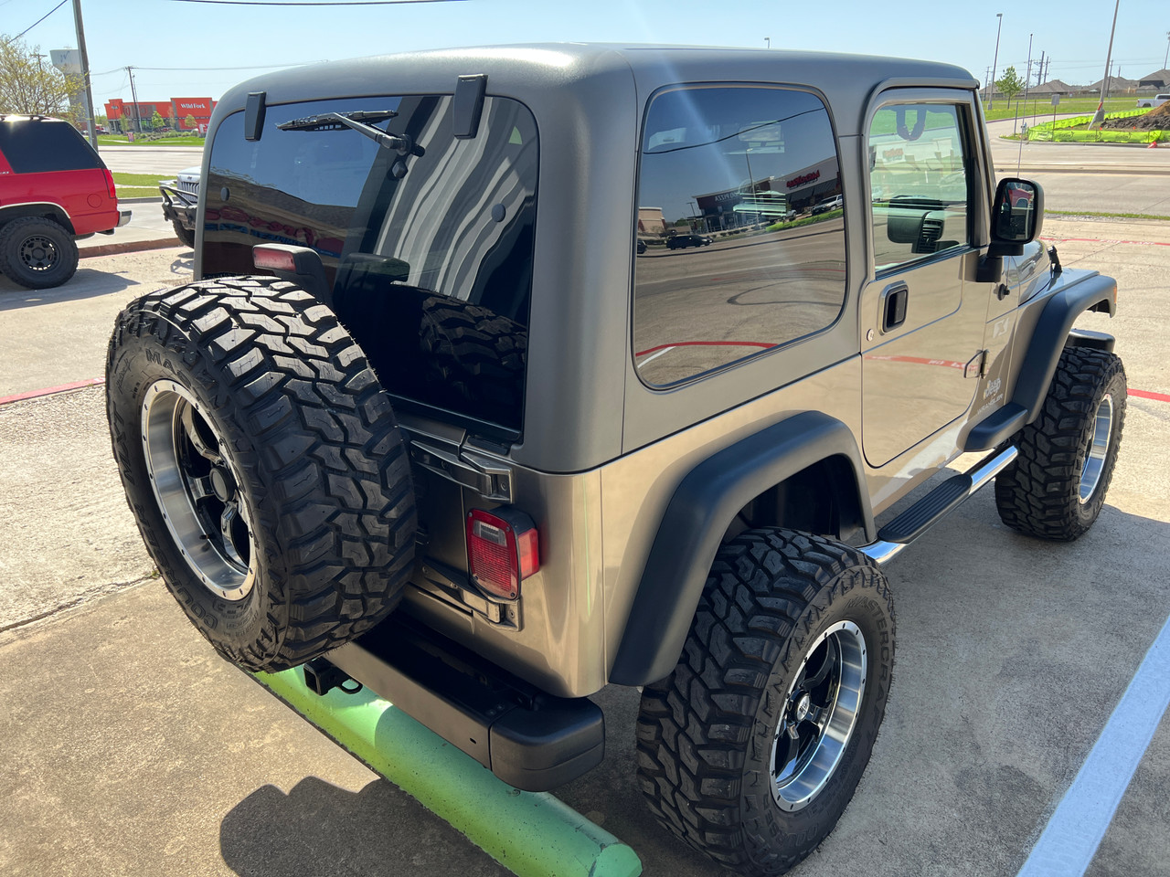 SOLD !! 2004 Jeep TJ Wrangler X #718189