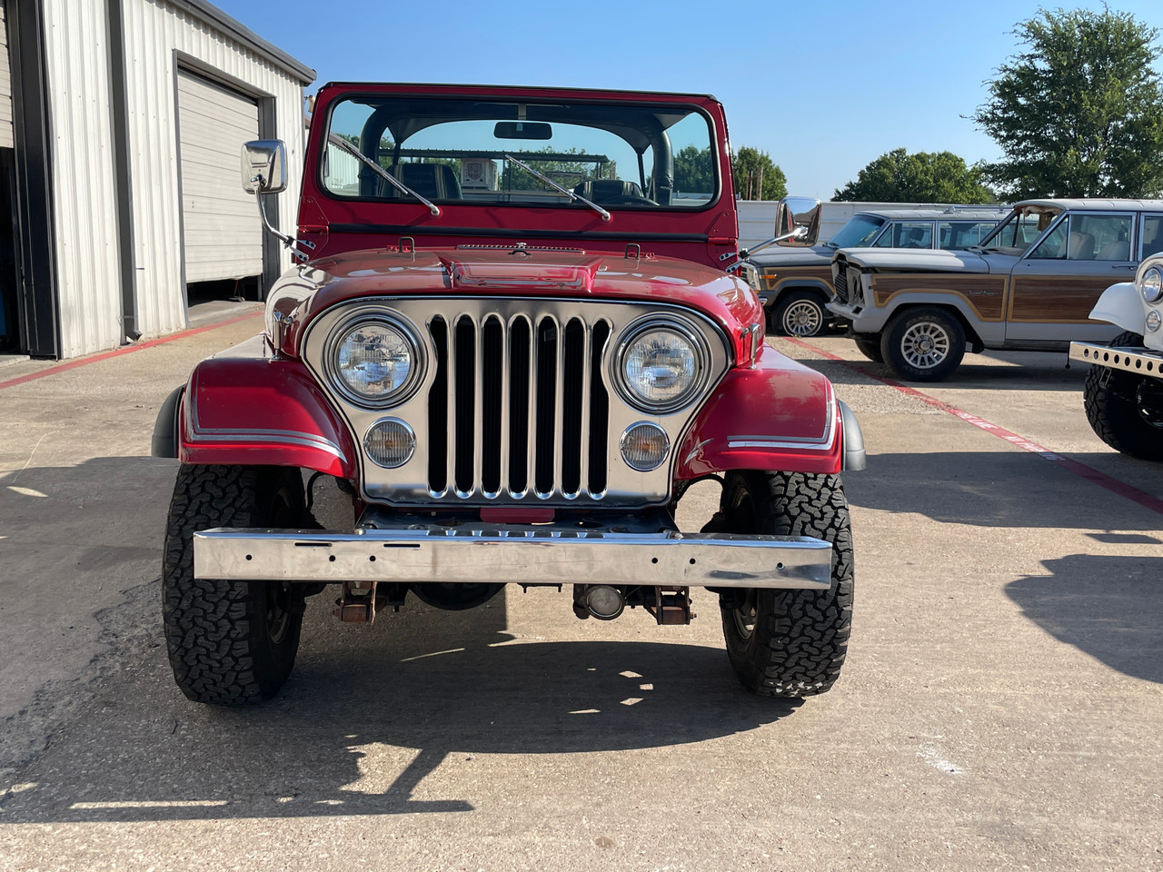 SOLD !!  1982 Jeep CJ7 Laredo Stock# 044417