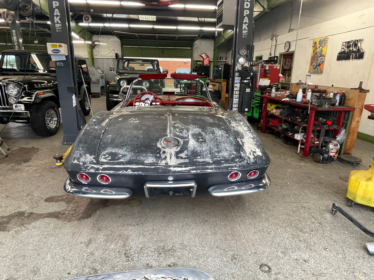 SOLD ! 1962 Chevrolet Corvette V8 Stock# 102822