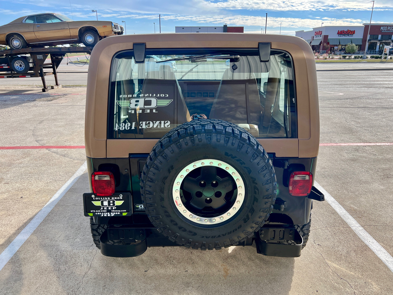 SOLD !!!   Carroll Shelby's 1993 Jeep YJ Wrangler #257035