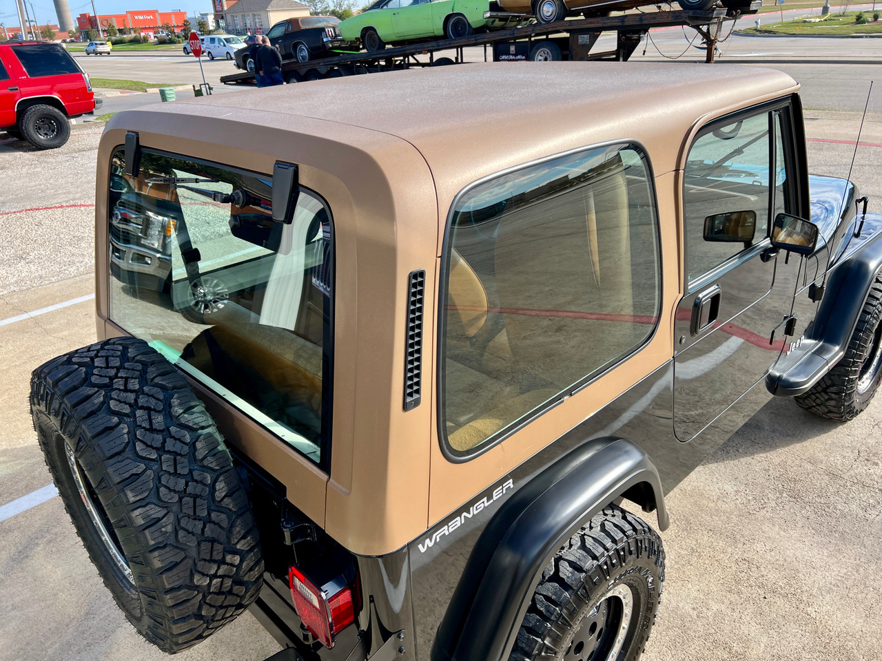 SOLD !!!   Carroll Shelby's 1993 Jeep YJ Wrangler #257035