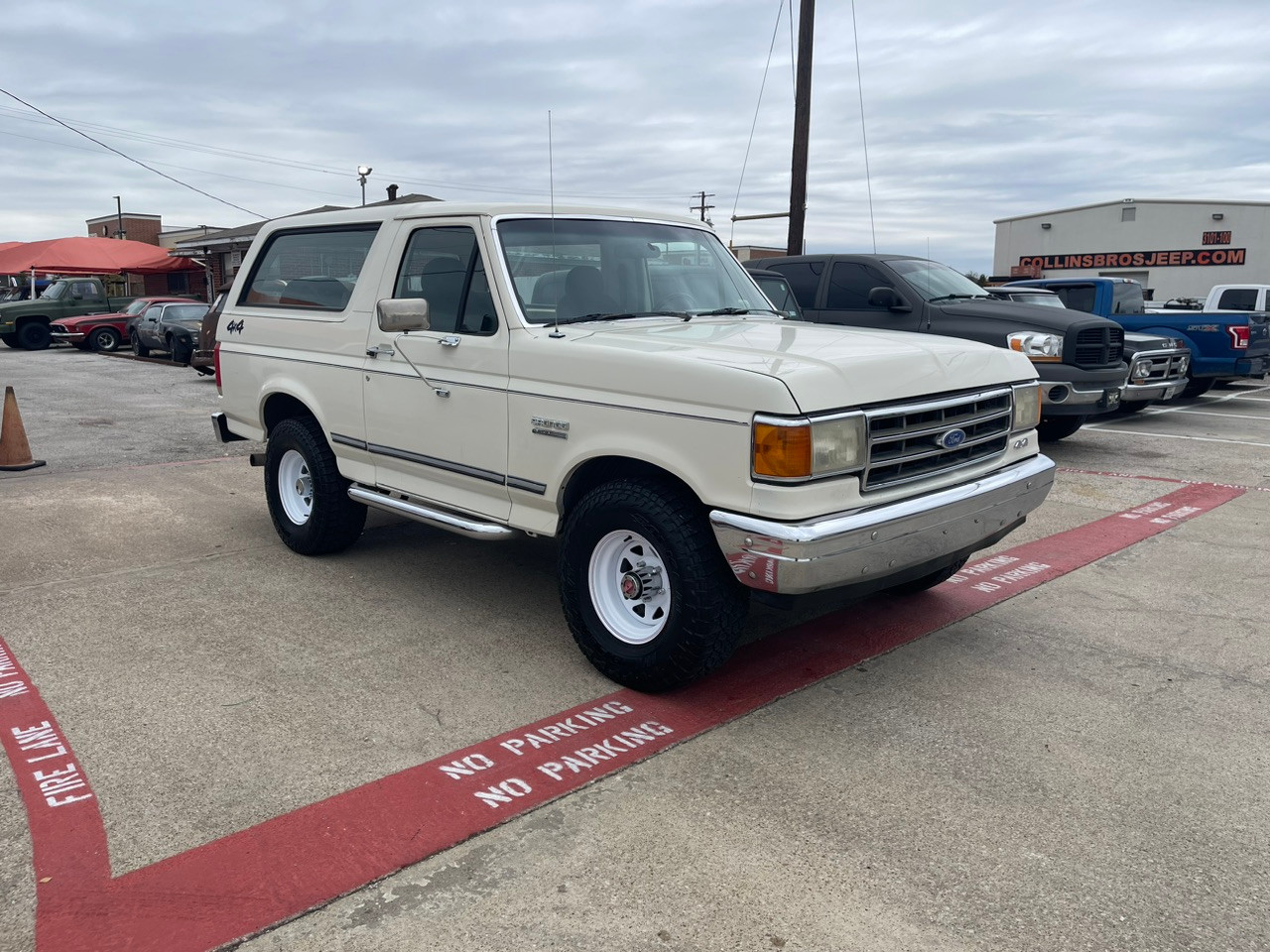 SOLD ! 1989 Ford Bronco Custom - Stock # A86544