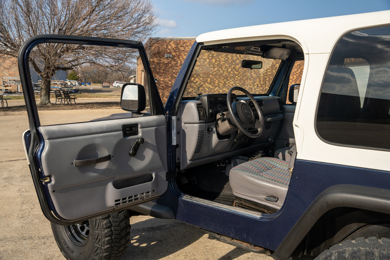 SOLD !  1997 Jeep TJ Wrangler - 538746