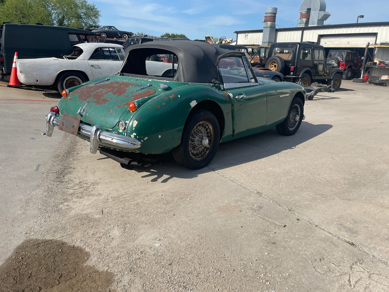 SOLD !!  1967 Austin-Healey BJ8 - Stock #L40589