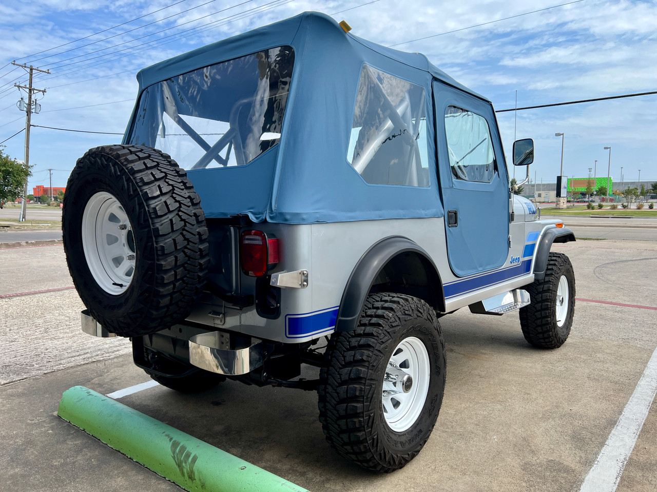 SOLD !  1984 Jeep CJ-7 #013966