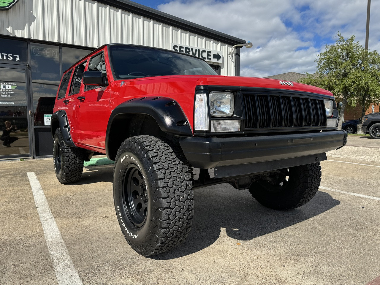 1995 RHD Jeep Cherokee Sport 4.0L 4×4 - Stock # 542663