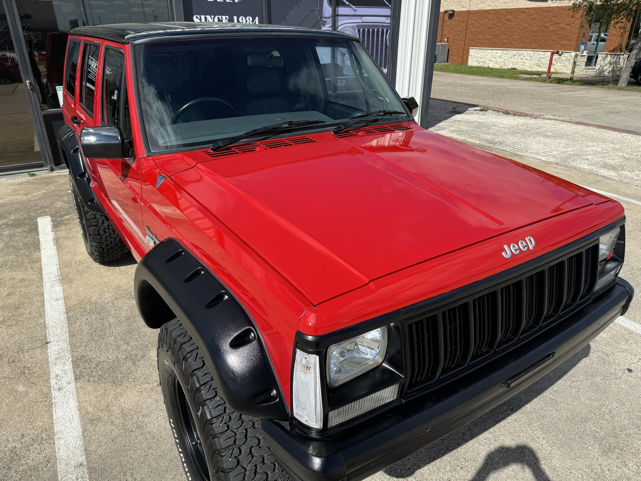 1995 RHD Jeep Cherokee Sport 4.0L 4×4 - Stock # 542663