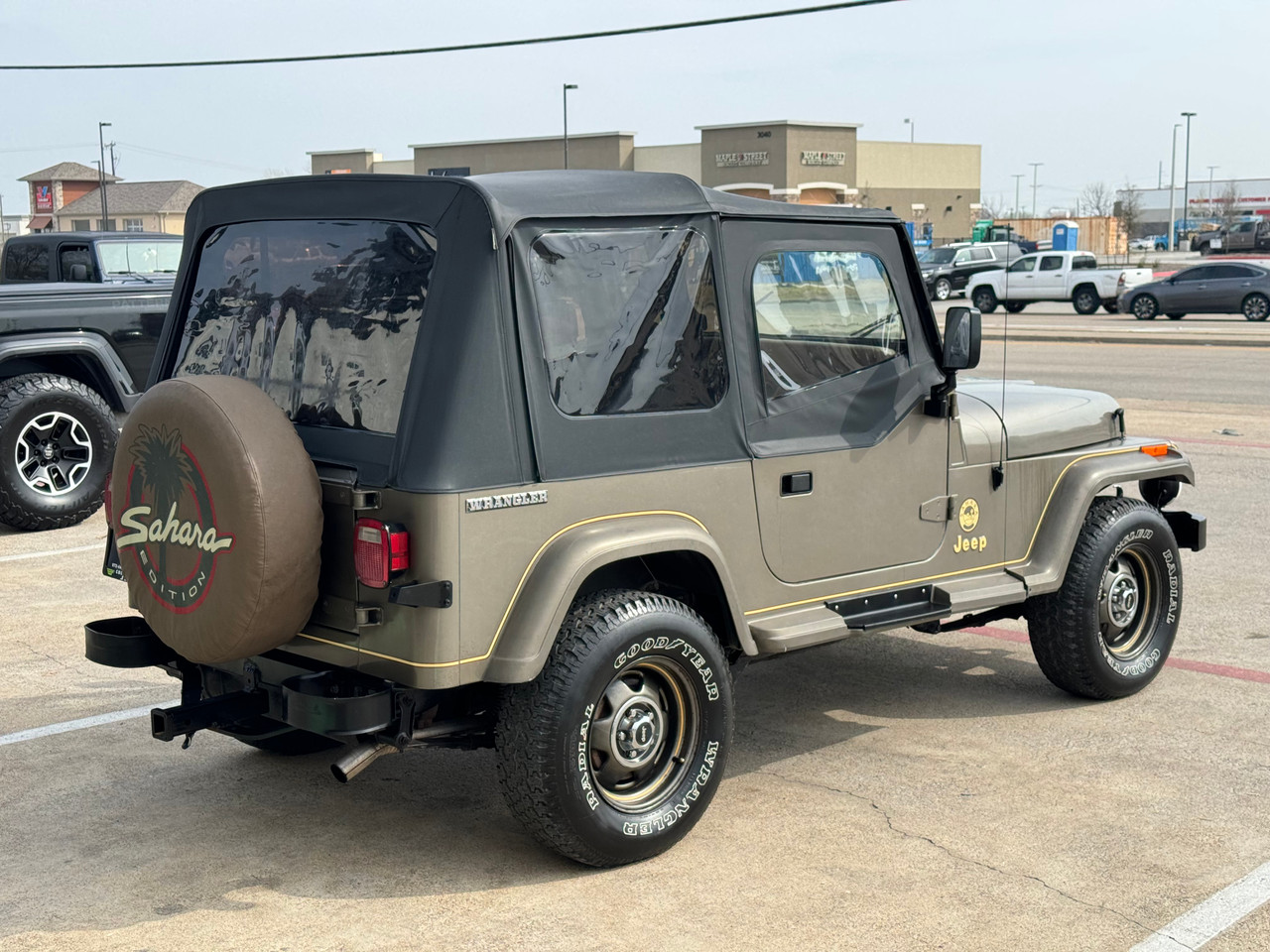 SOLD !  1989 Jeep Wrangler YJ Sahara - Stock  # 167244