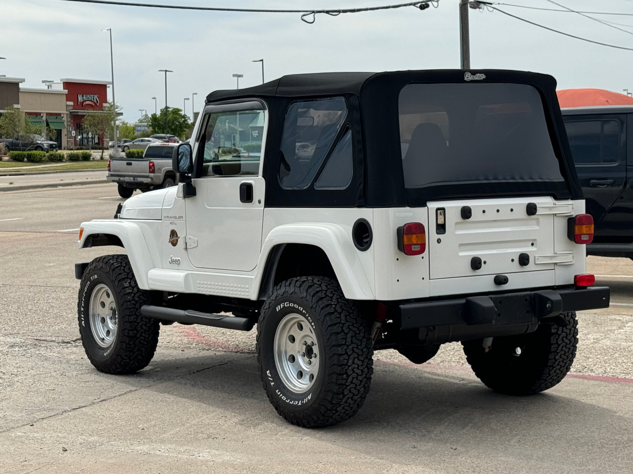 Sold  !  1998 Jeep TJ Wranlger Sahara RHD - Stock # 712745